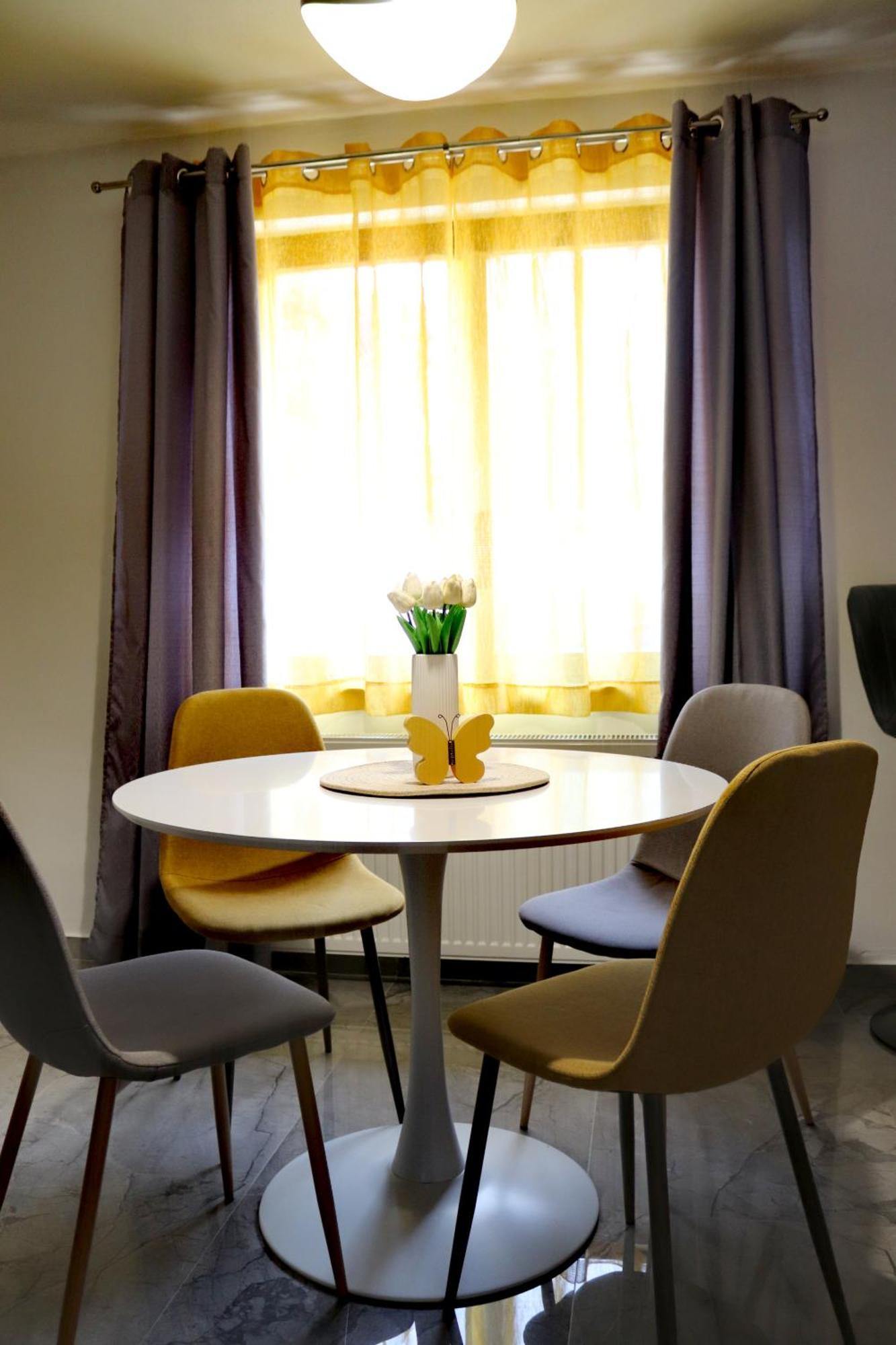 Studio Apartman Planb, Self Check In Osijek Exterior foto